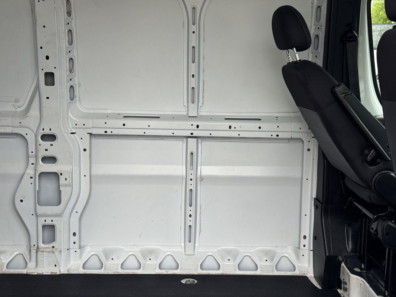 Used 2025 RAM ProMaster 2500 w/ Convenience Group FWD image 32