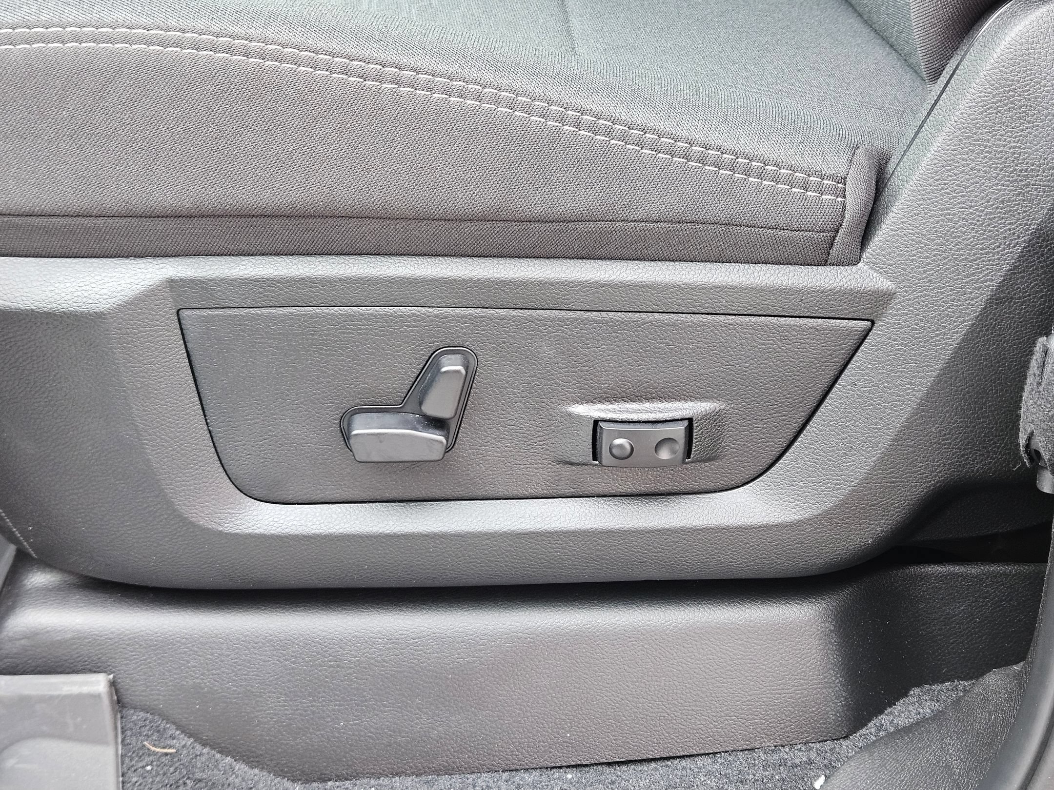 New 2026 RAM 2500 Big Horn AWD/4WD image 19