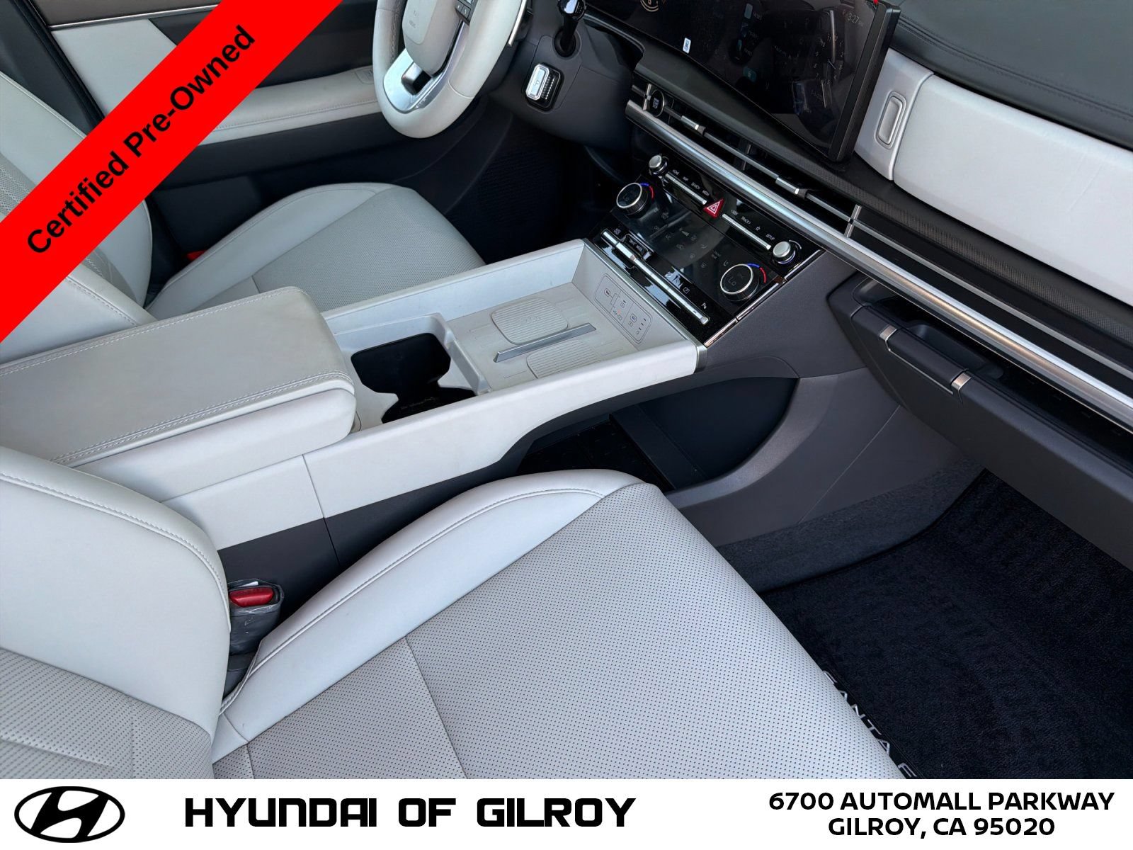 Certified 2025 Hyundai Santa Fe SEL FWD image 17