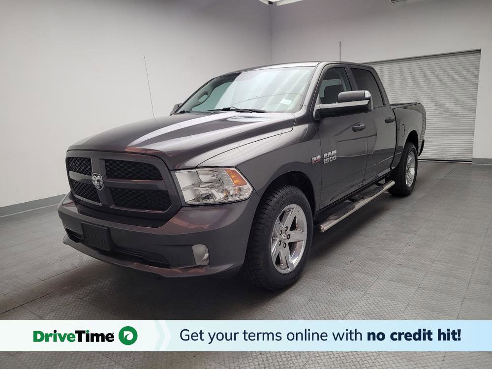 Used 2015 RAM 1500 Express RWD image 1