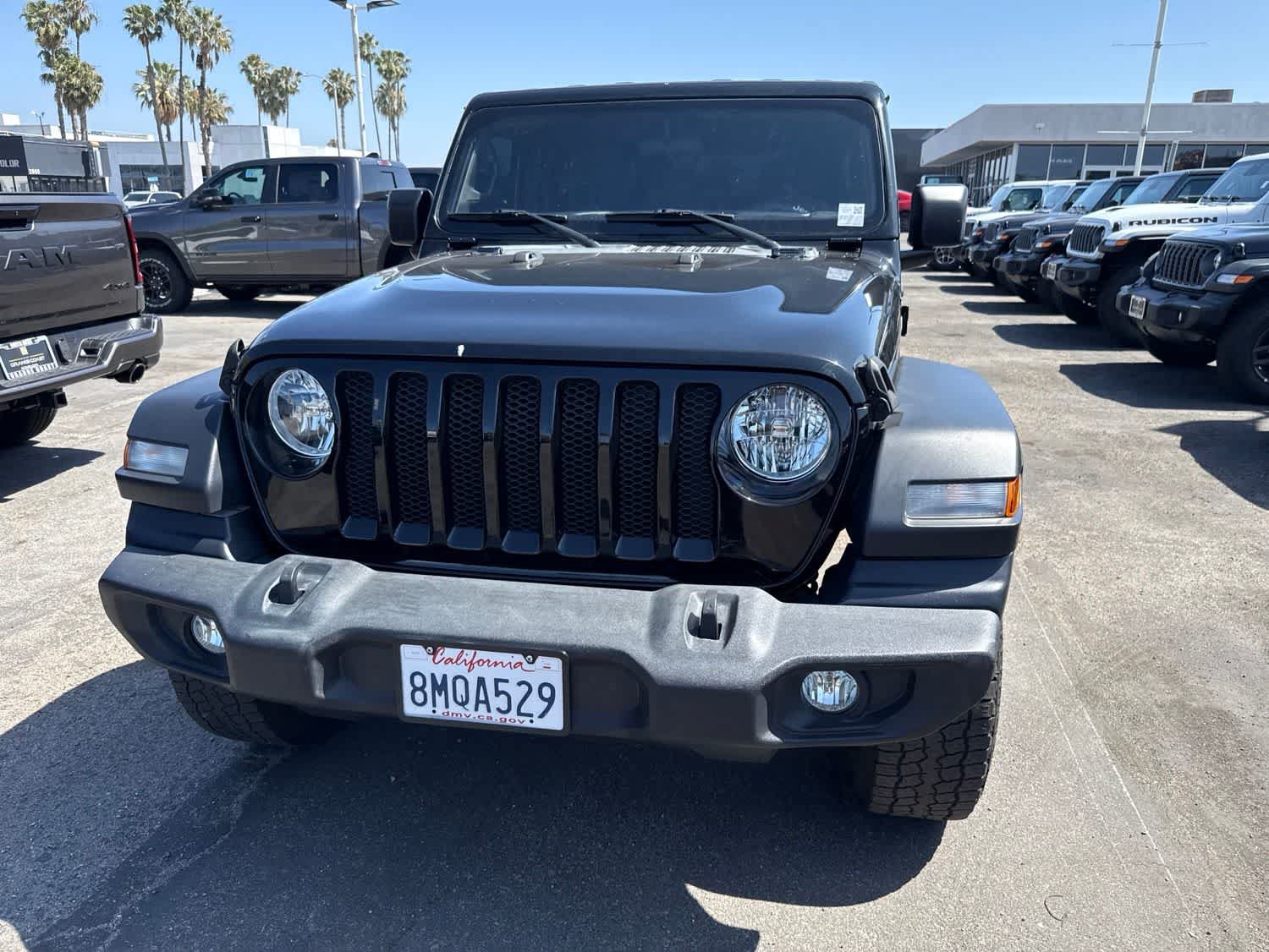 Used 2019 Jeep Wrangler Unlimited Sport S AWD/4WD image 3