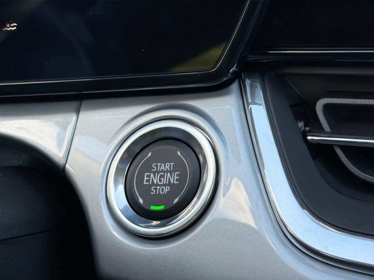 New 2026 Chevrolet Trax LT w/ Driver Confidence Package FWD image 28