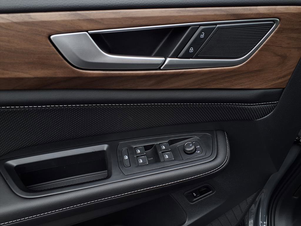 New 2026 Volkswagen Atlas SE image 13