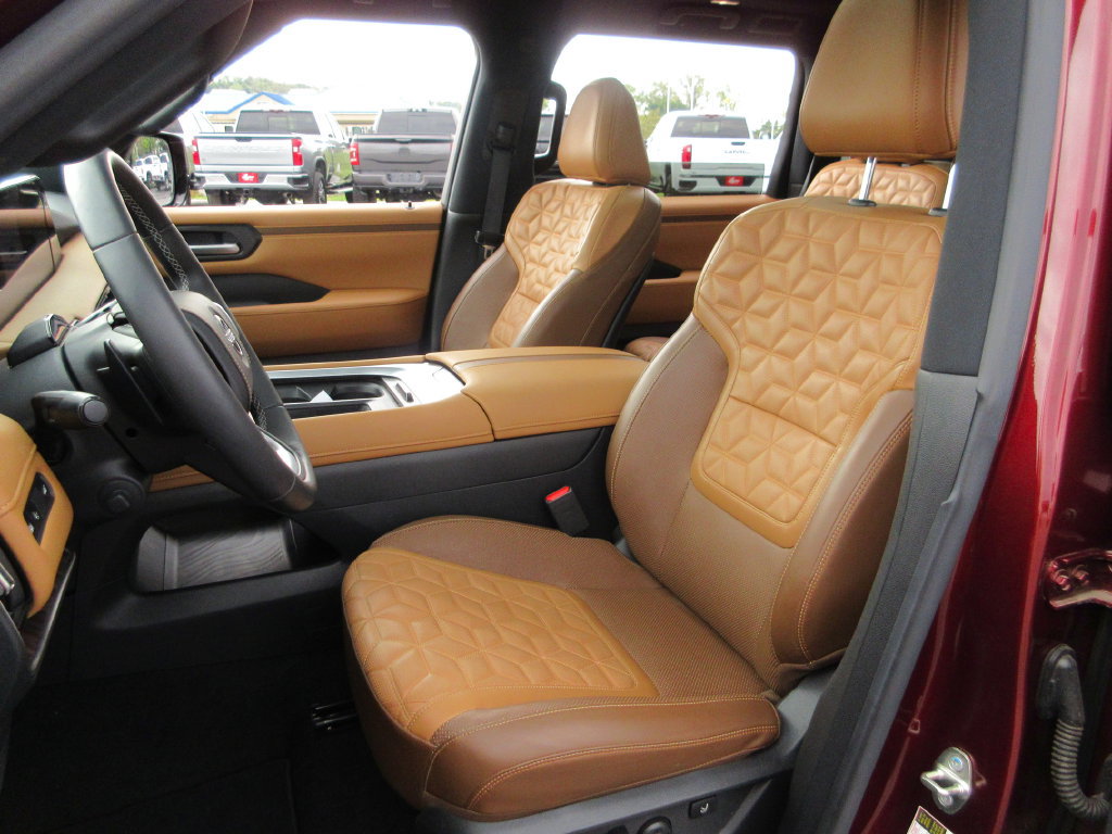 Used 2025 Nissan Armada Platinum Reserve AWD/4WD image 21