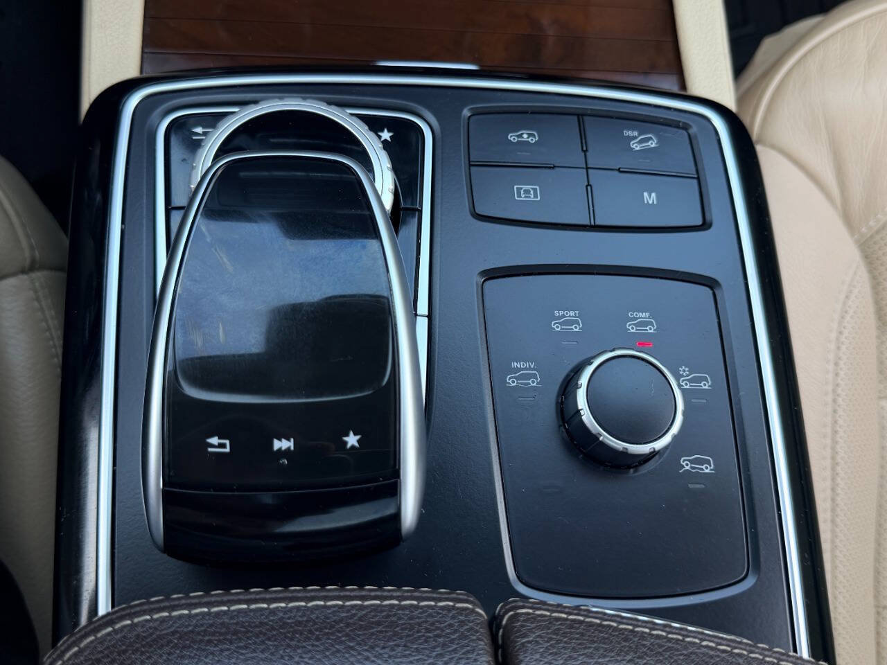 Used 2019 Mercedes-Benz GLS 550 4MATIC image 50
