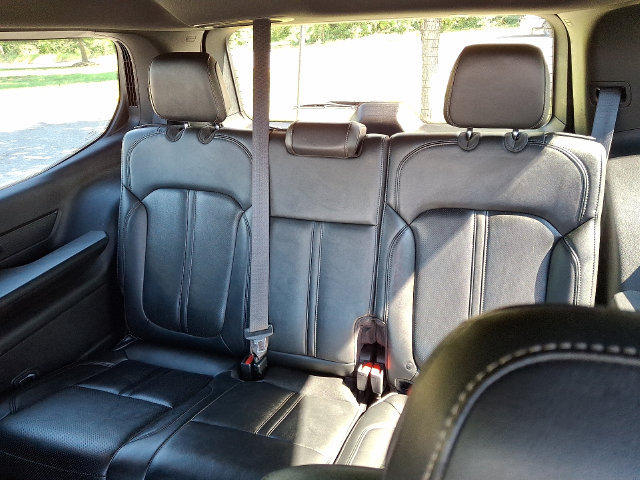 Used 2024 Jeep Wagoneer Series III AWD/4WD image 11