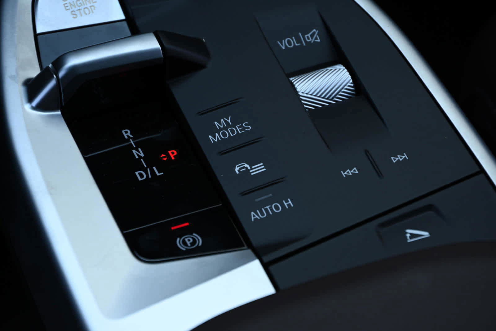 Used 2024 BMW X1 xDrive28i w/ Premium Package image 9