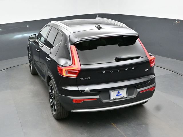 Used 2023 Volvo XC40 B4 Ultimate w/ Protection Package Premier FWD image 21