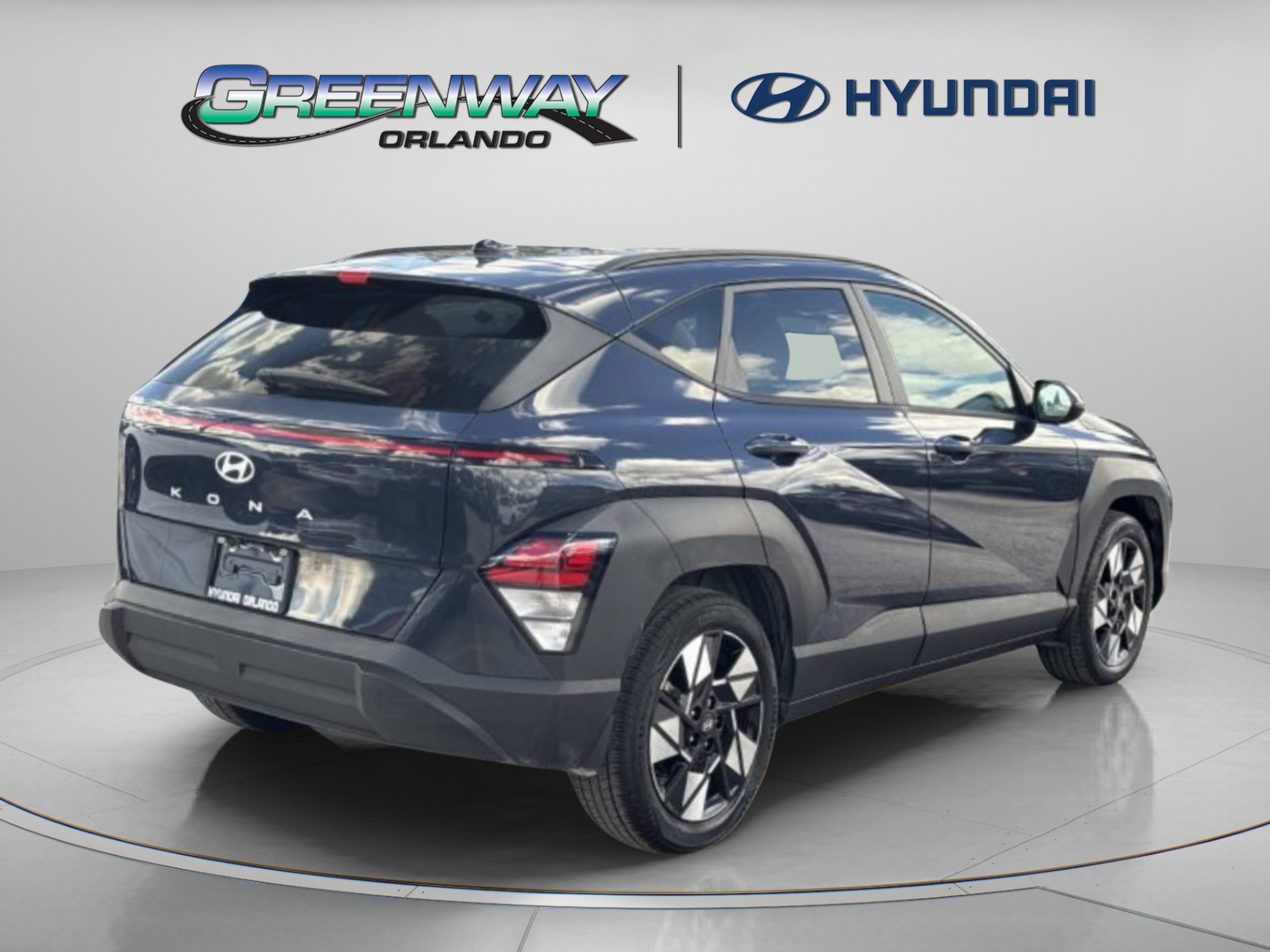 Used 2024 Hyundai Kona SEL w/ Convenience Package FWD image 7