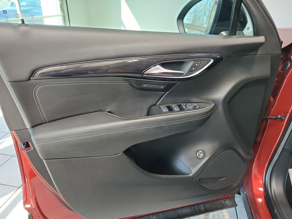 Used 2023 Buick Envision Essence w/ Sport Touring Package image 39