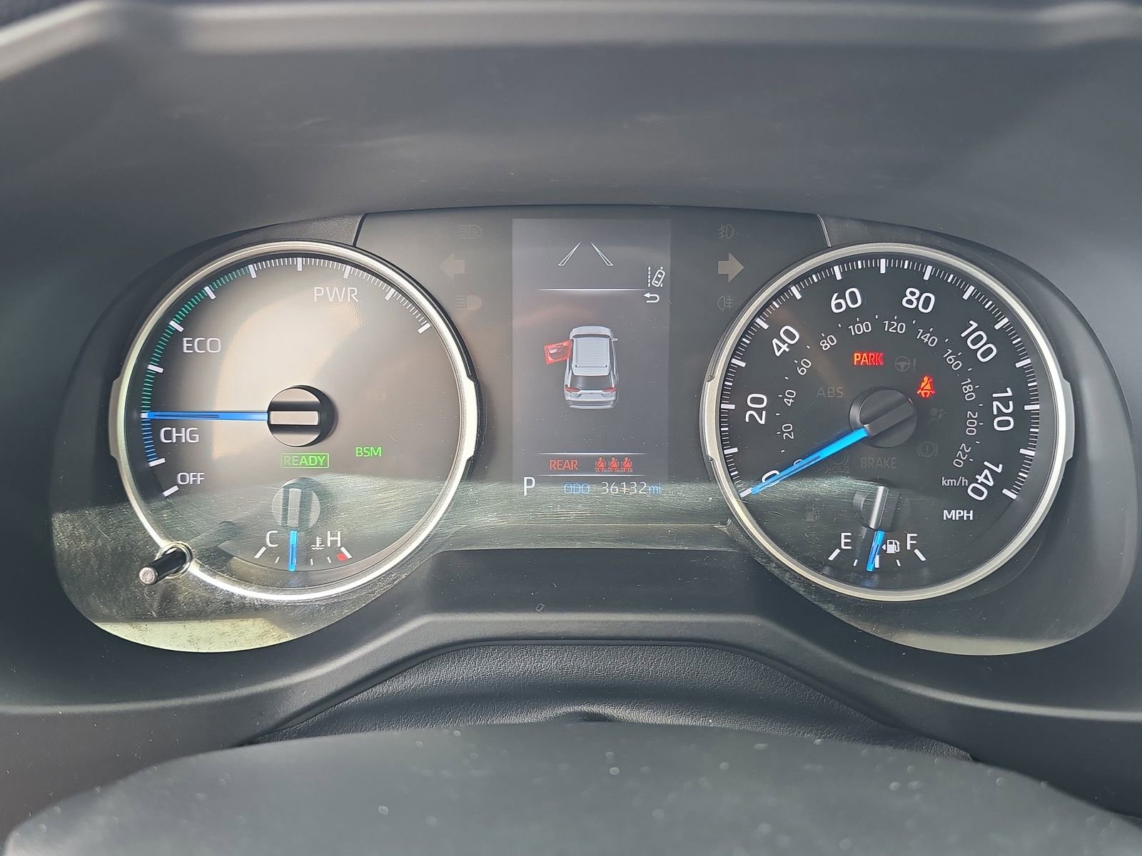 Used 2021 Toyota RAV4 LE AWD/4WD image 23