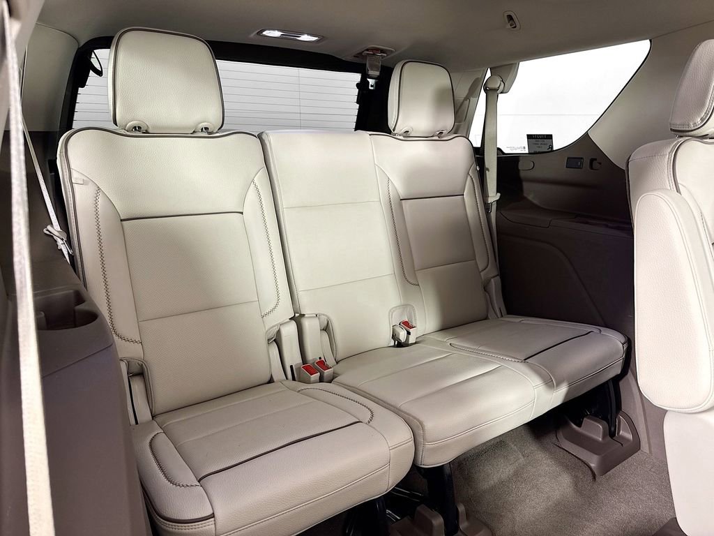 Used 2021 GMC Yukon Denali w/ Denali Premium Package image 35