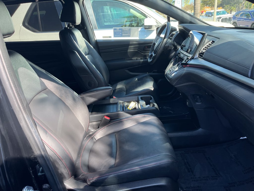 Used 2024 Honda Odyssey Sport image 39