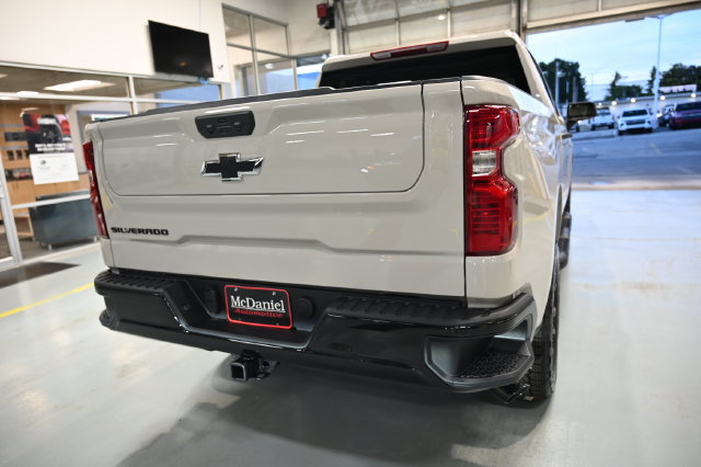 New 2026 Chevrolet Silverado 1500 Custom Trail Boss AWD/4WD image 5