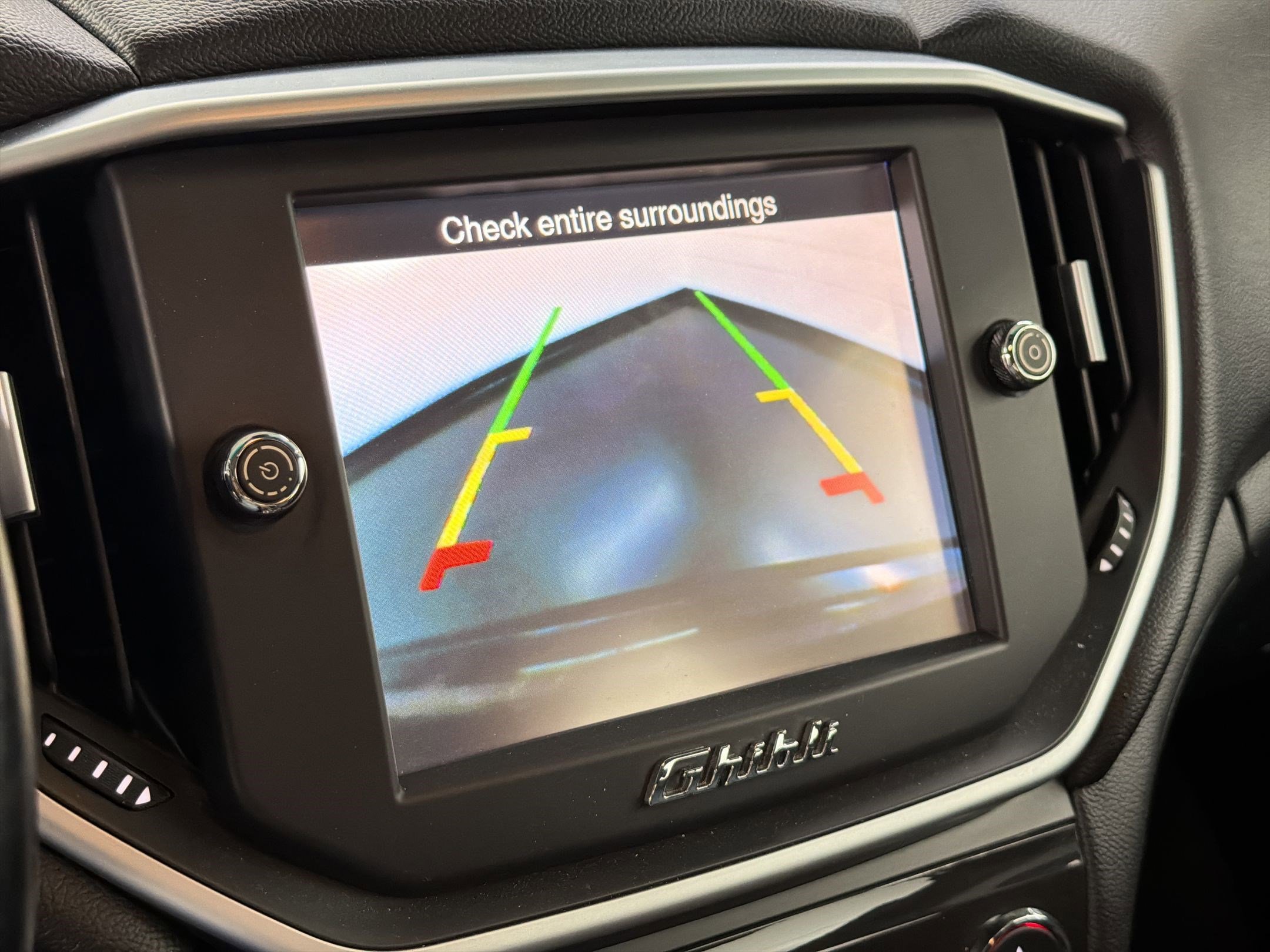 Used 2015 Maserati Ghibli image 26