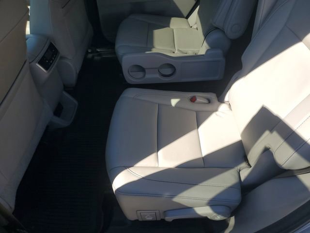 Used 2018 Toyota Highlander XLE image 10