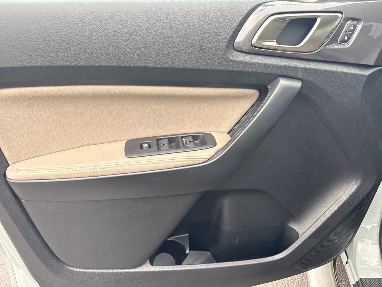 Used 2023 Ford Ranger Lariat w/ Trailer Tow Package image 15