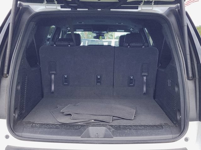 Used 2025 Chevrolet Suburban LT AWD/4WD image 14