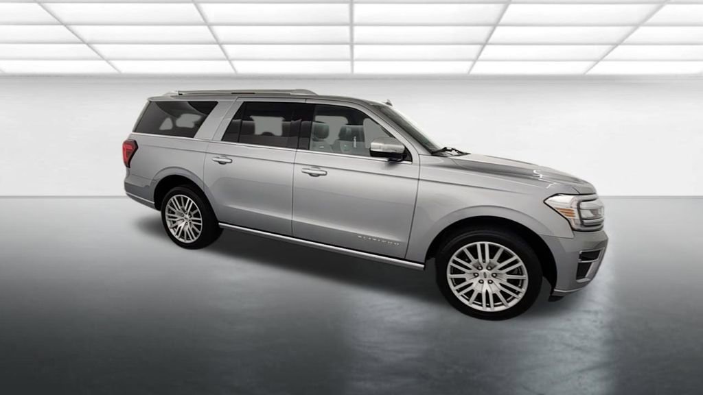 Used 2023 Ford Expedition Max Platinum image 9