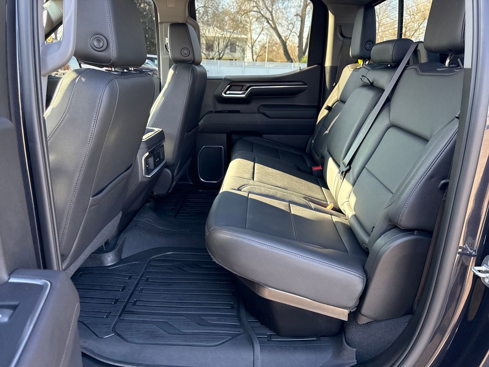 Used 2022 GMC Sierra 1500 SLT w/ SLT Premium Plus Package image 25