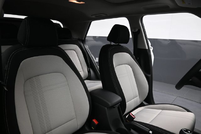 New 2026 Hyundai Venue SEL FWD image 13