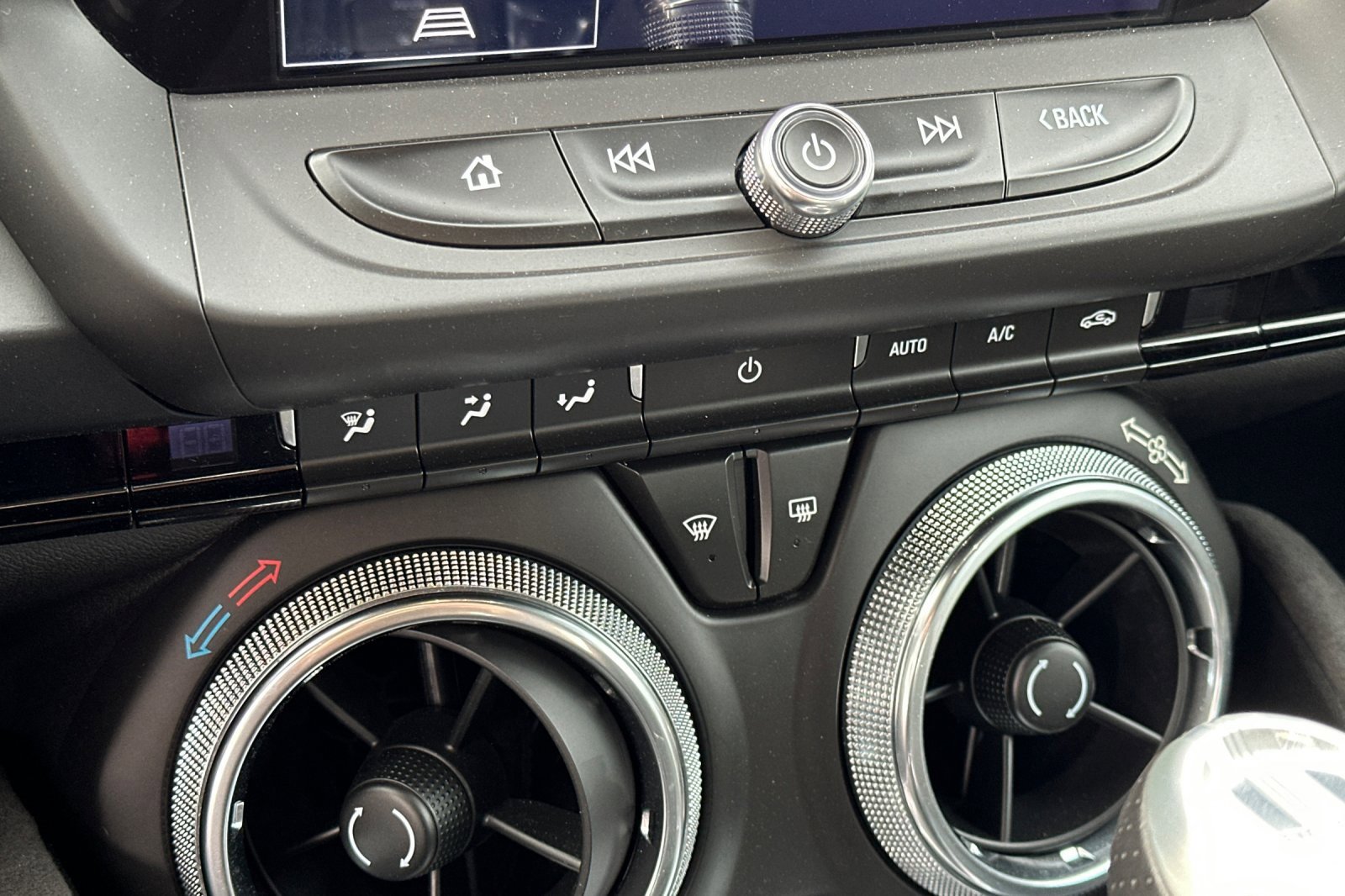 Used 2022 Chevrolet Camaro SS w/ Design Package 3 image 19