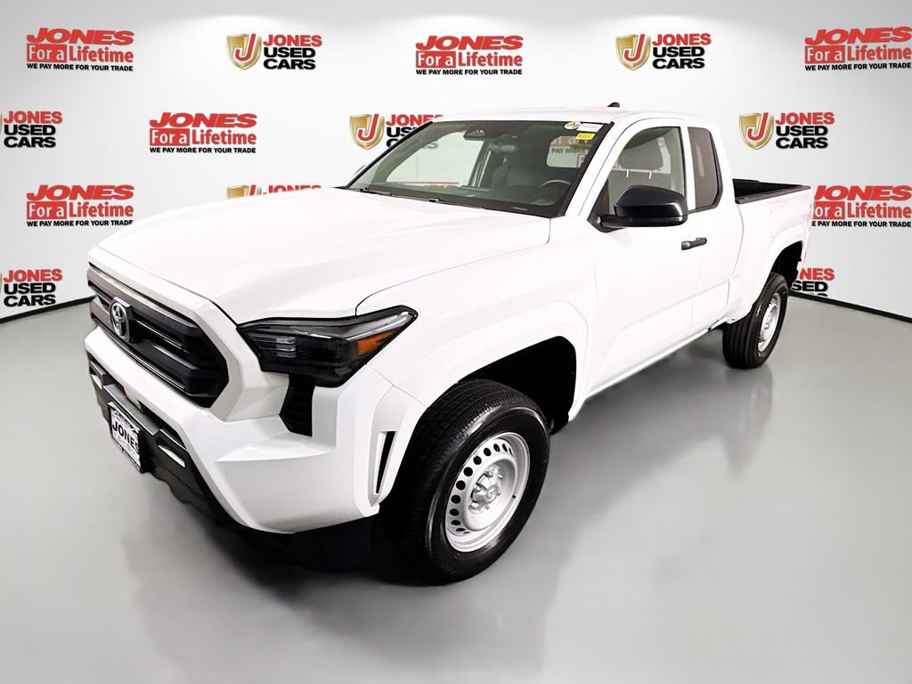 Used 2025 Toyota Tacoma SR RWD image 12