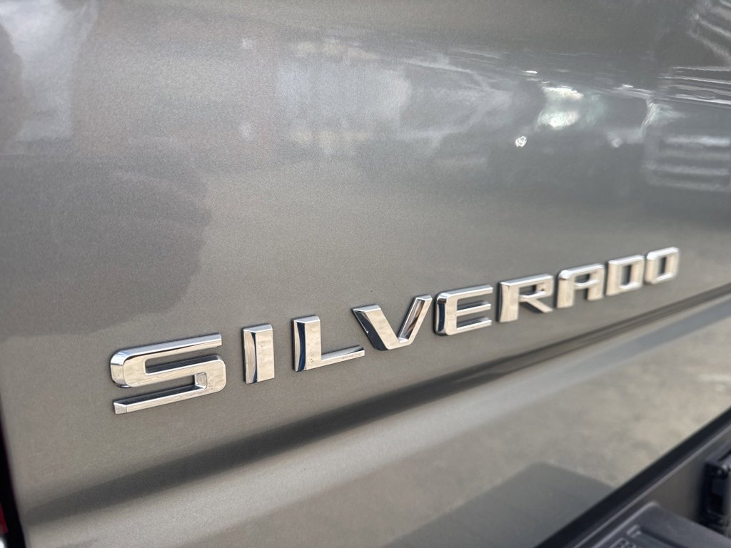 Used 2023 Chevrolet Silverado 1500 LTZ w/ LTZ Premium Package image 48
