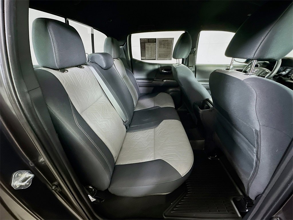 Used 2023 Toyota Tacoma TRD Off-Road image 11