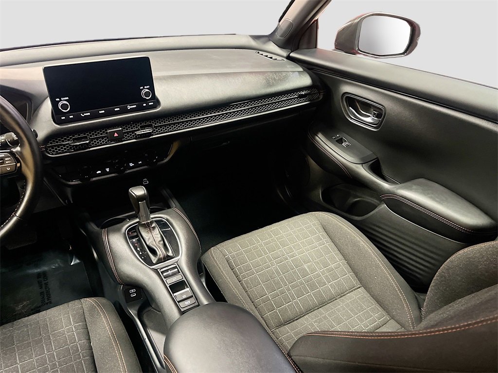 Used 2025 Honda HR-V Sport image 22