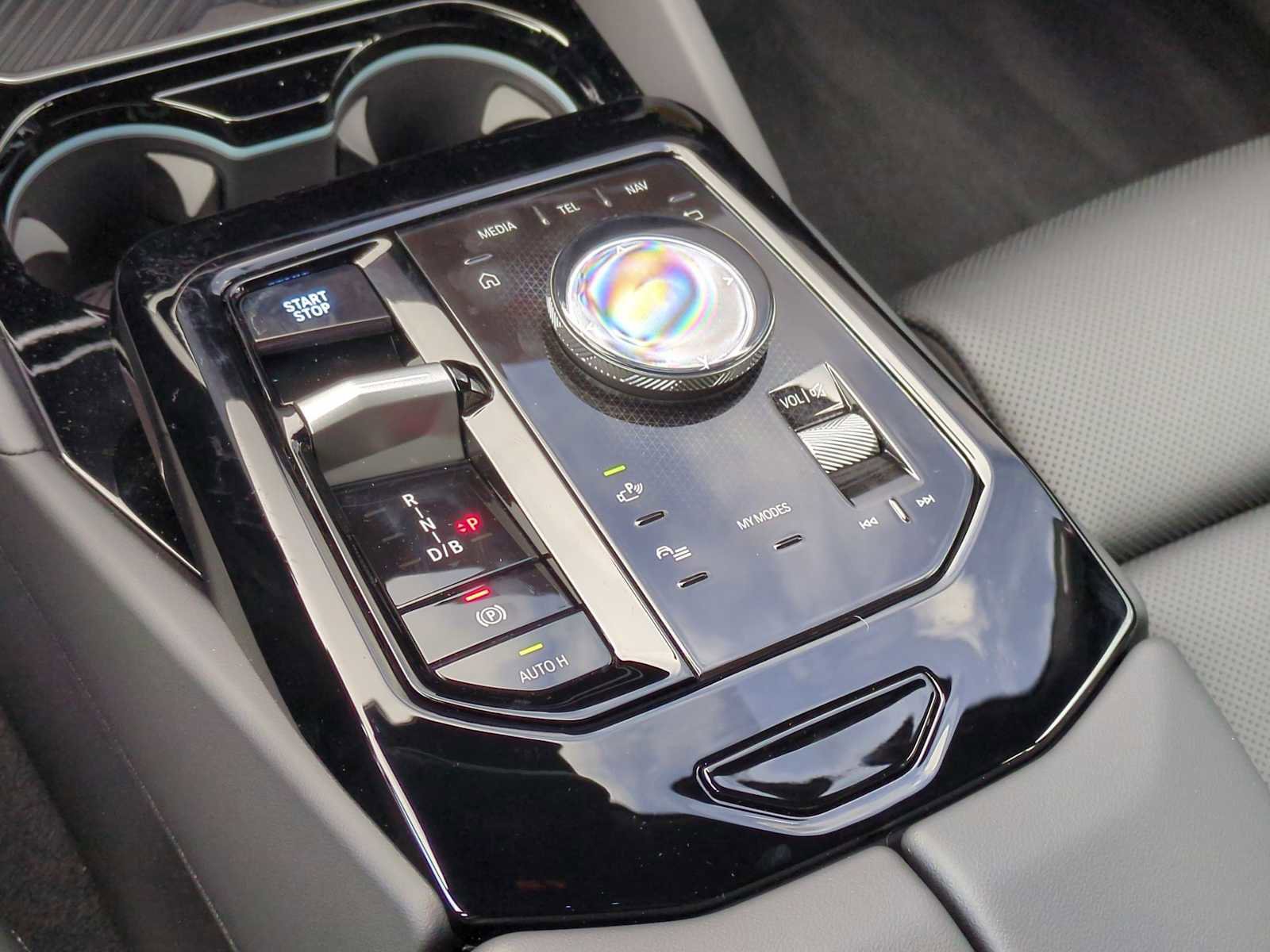 New 2025 BMW i5 xDrive40 w/ M Sport Package image 35