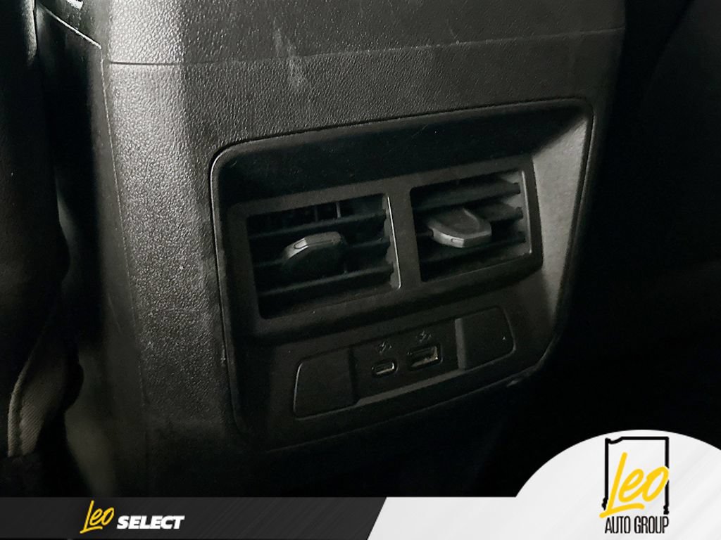 Used 2025 Chevrolet Colorado ZR2 w/ Technology Package AWD/4WD image 30