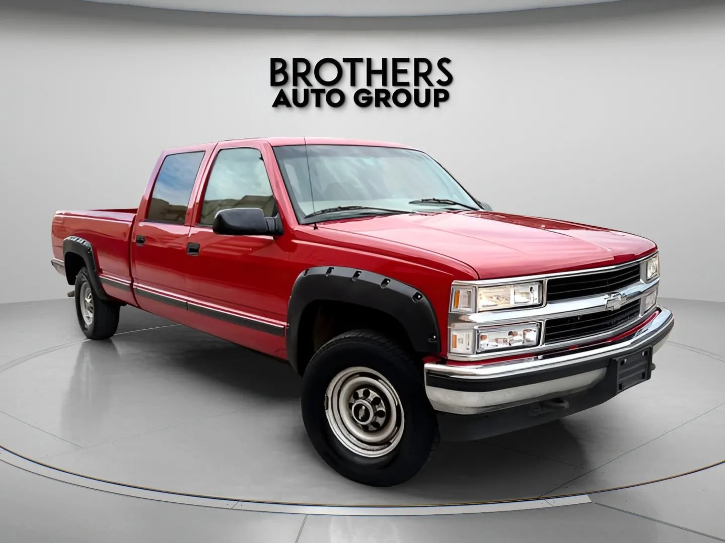 Used 1998 Chevrolet Silverado 3500 4x4 Crew Cab w/ Preferred Equipment Group 2 image 2