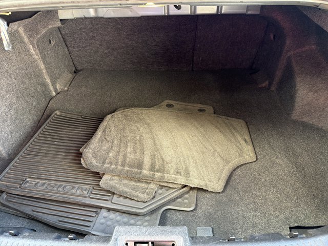 Used 2012 Ford Fusion SE FWD image 26