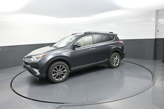 Used 2018 Toyota RAV4 Limited AWD/4WD image 41