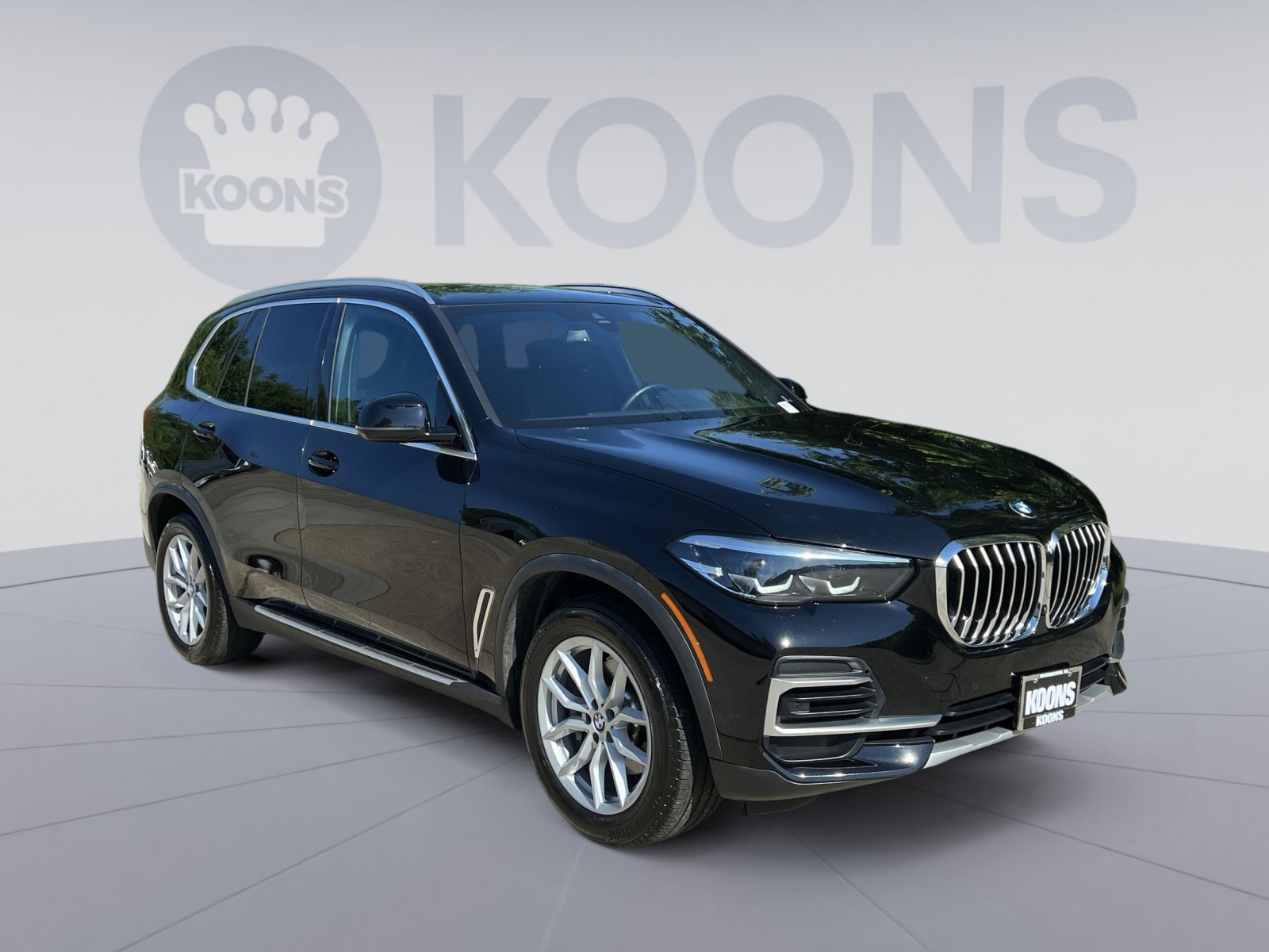Used 2023 BMW X5 xDrive40i w/ Luxury Seating Package AWD/4WD image 2