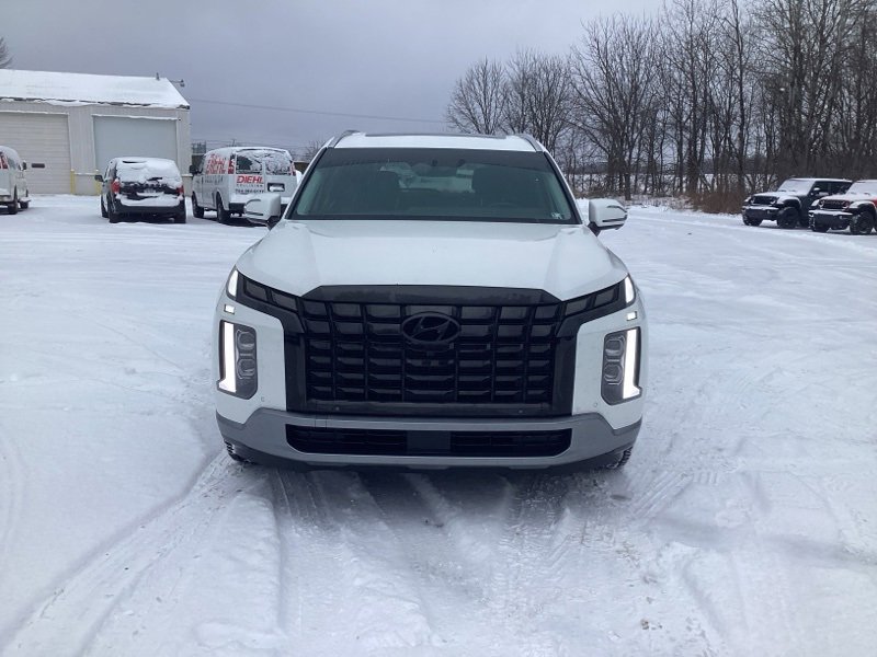 Used 2023 Hyundai Palisade SEL w/ Premium Package image 2