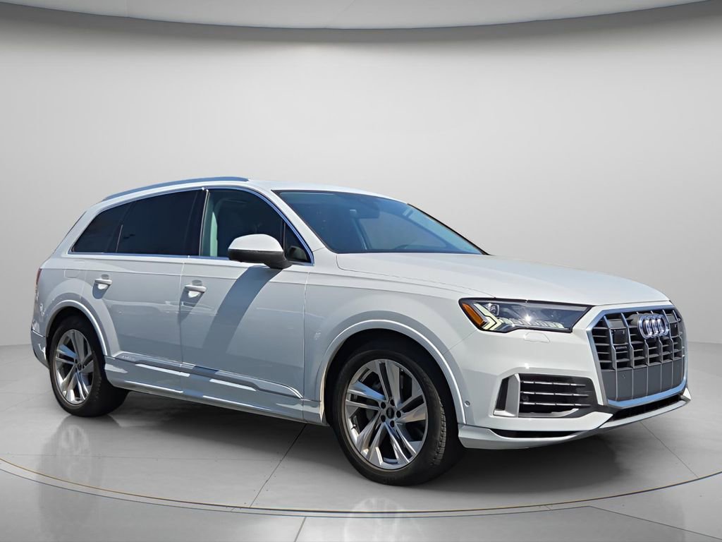 Certified 2023 Audi Q7 3.0T Prestige image 9