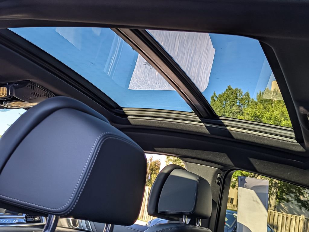 New 2026 BMW X6 xDrive40i image 7