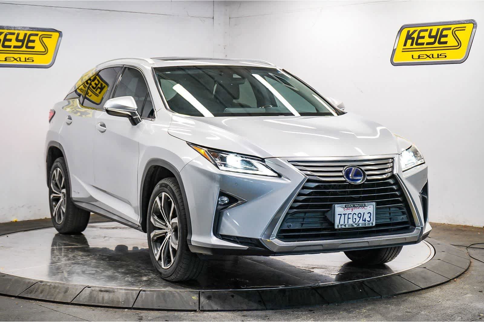 Used 2016 Lexus RX 450h FWD w/ Cold Weather Package image 6