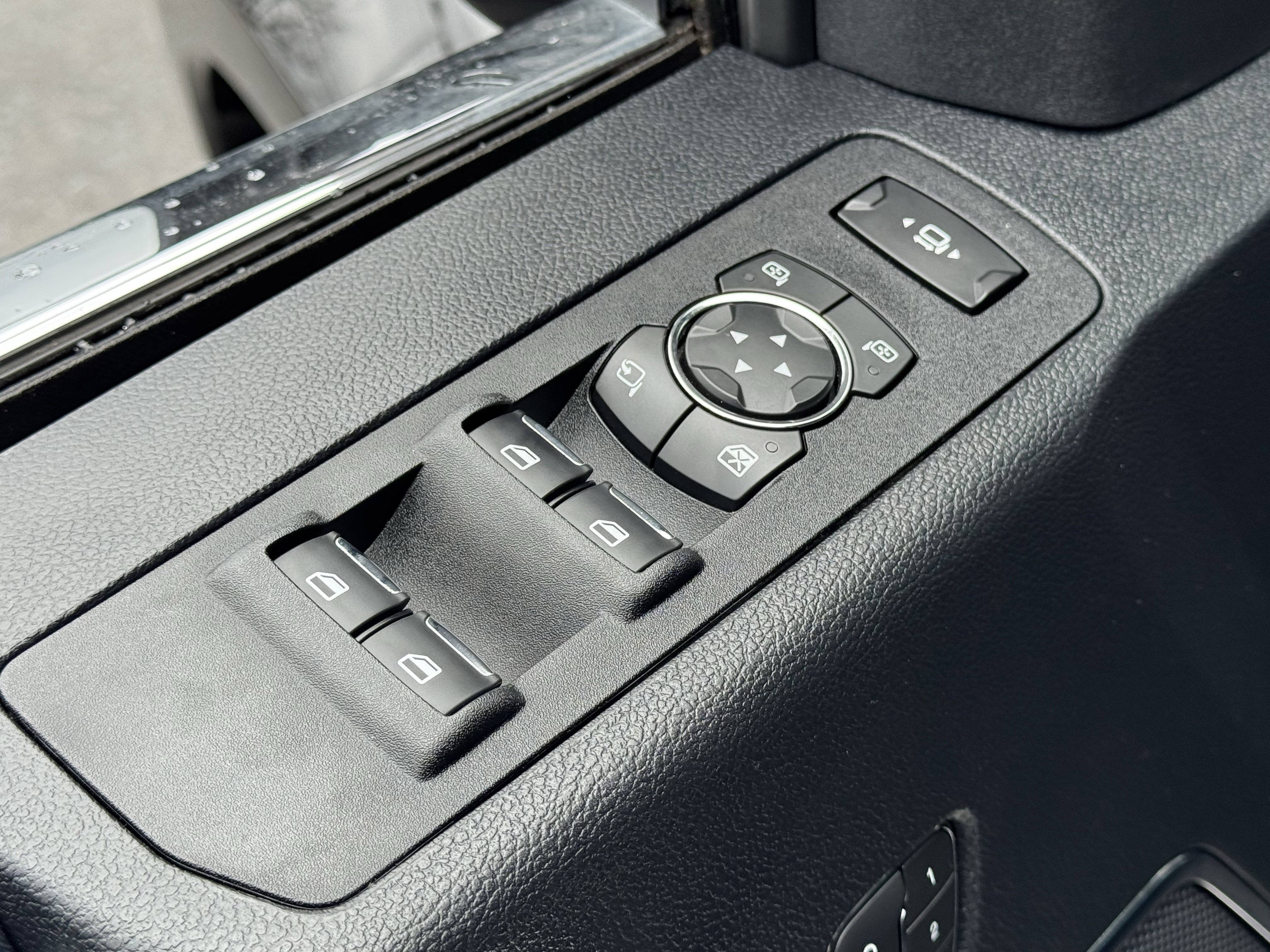 Used 2019 Ford F450 Platinum w/ Platinum Ultimate Package image 23