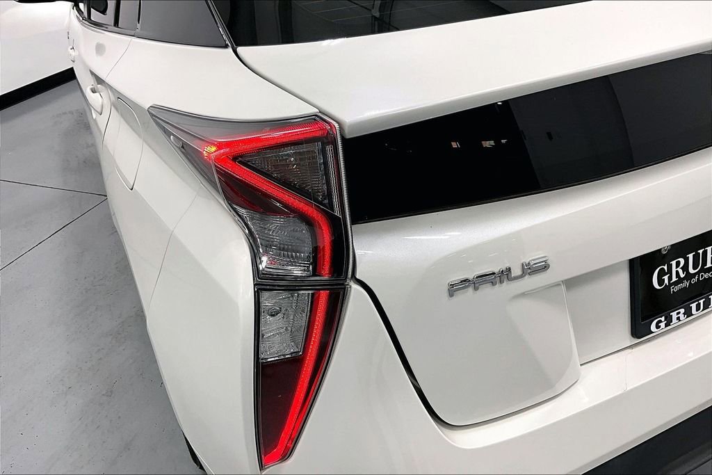 Used 2018 Toyota Prius One FWD image 38