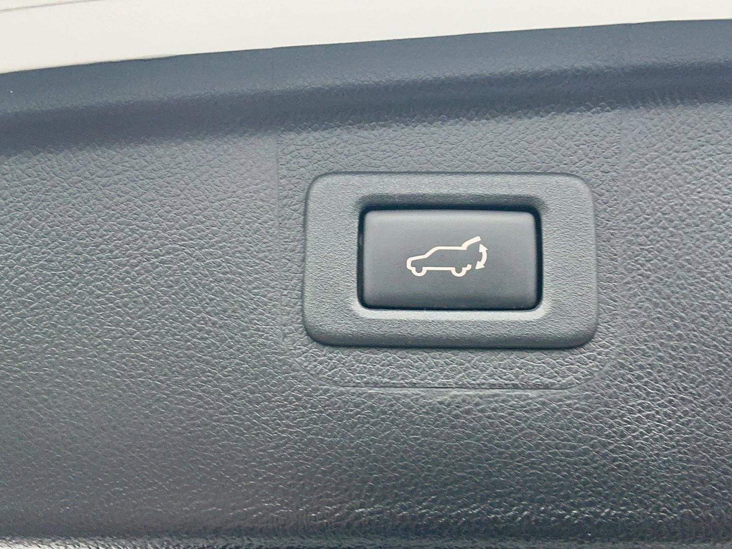 Used 2019 Subaru Outback 2.5i Limited AWD/4WD image 10