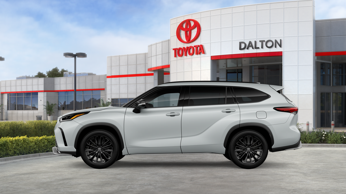 New 2026 Toyota Highlander XSE AWD/4WD image 4