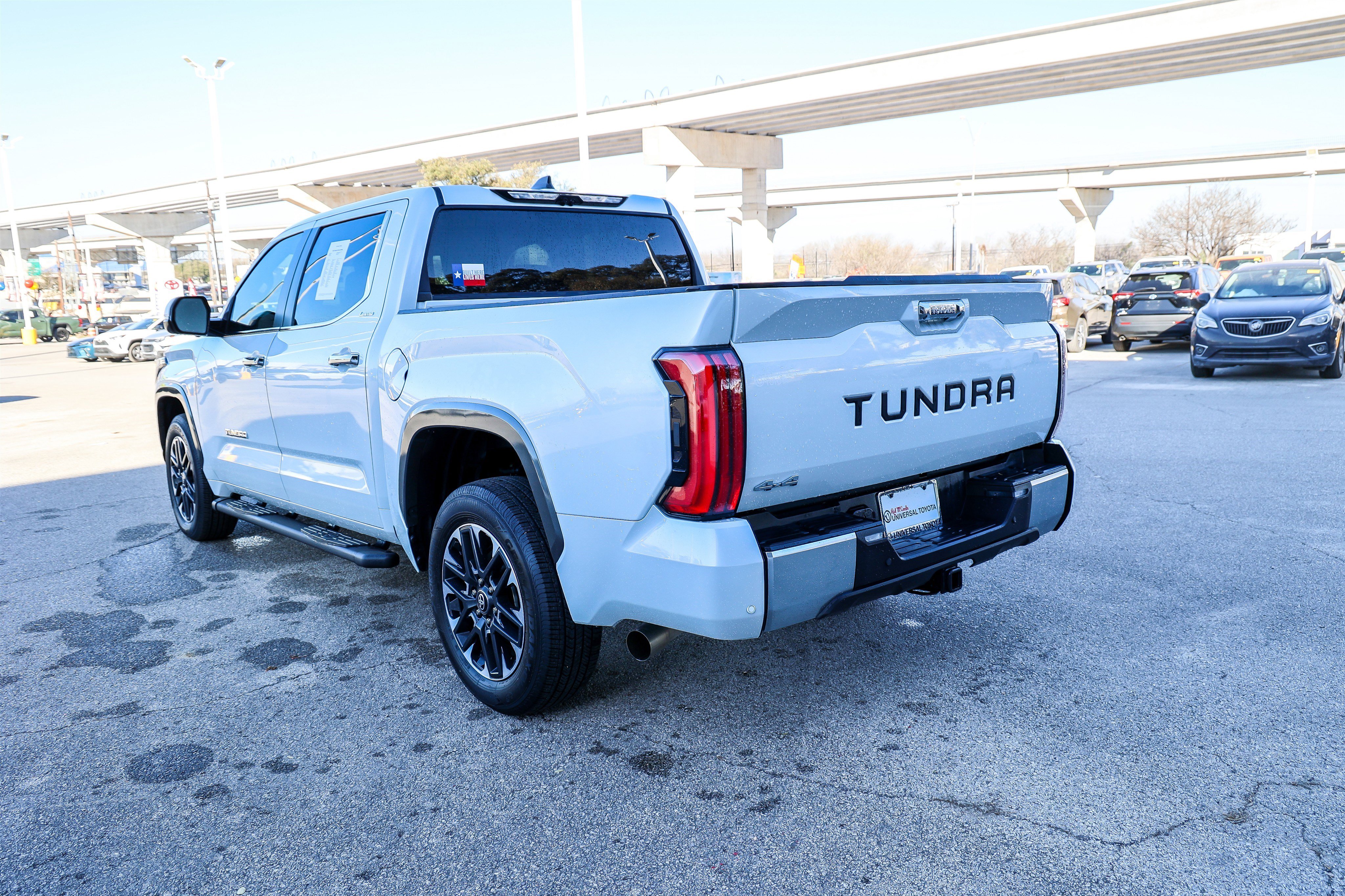 Used 2025 Toyota Tundra Limited image 9