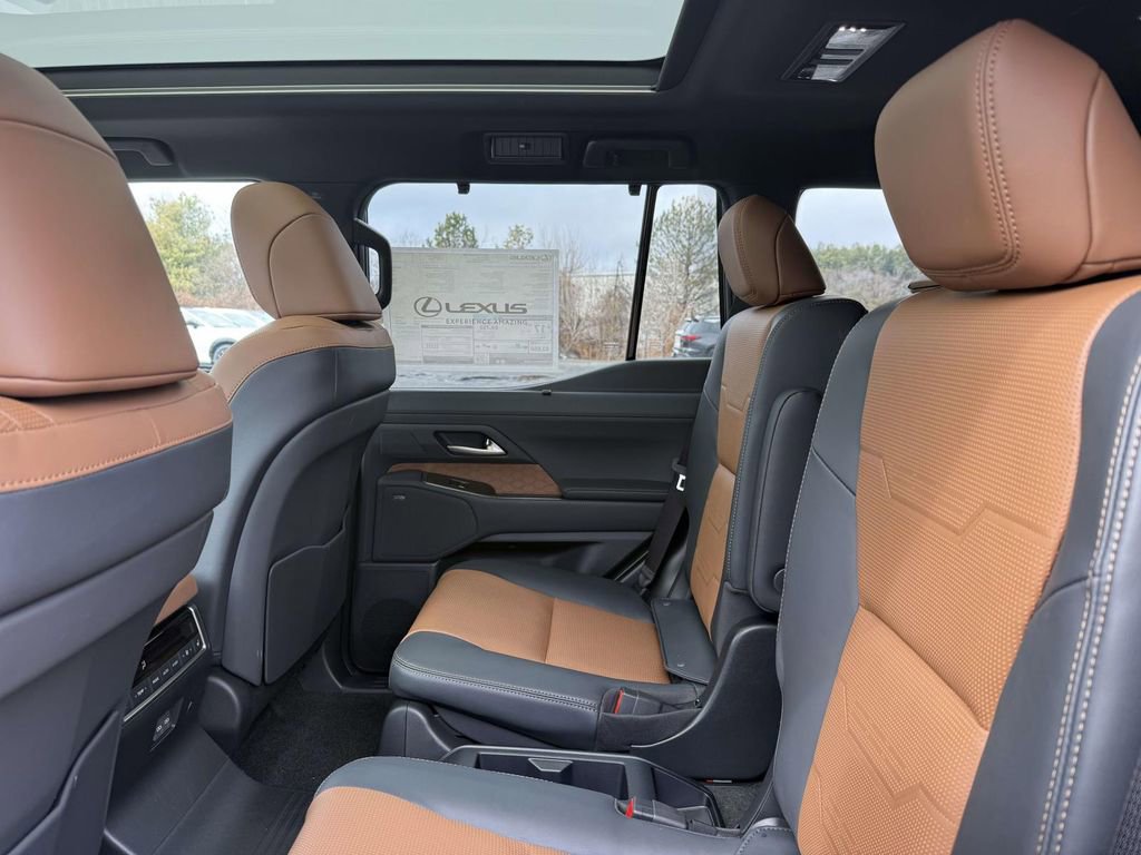 New 2026 Lexus GX 550 image 13