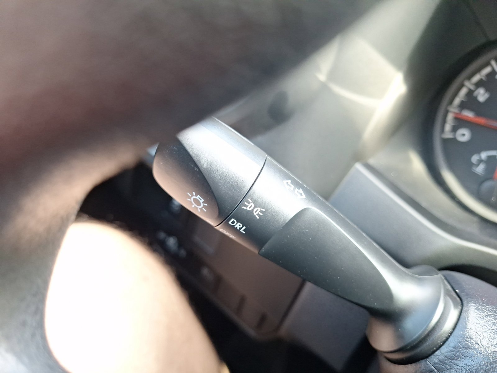 Used 2020 Toyota Tacoma SR AWD/4WD image 22