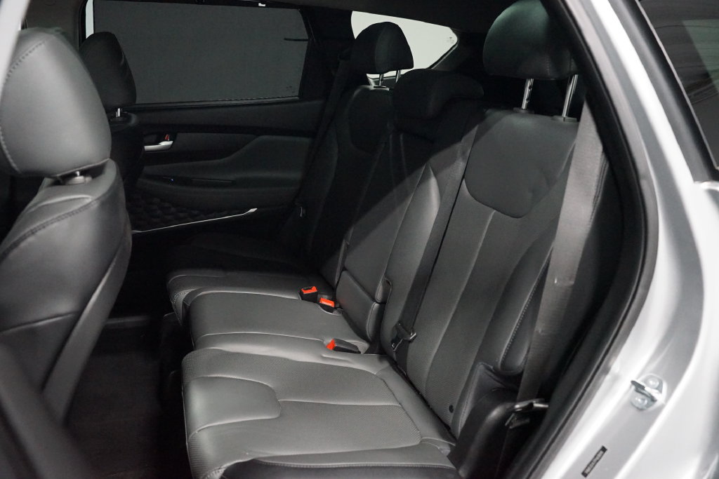 Used 2023 Hyundai Santa Fe SEL w/ Premium Package AWD/4WD image 28
