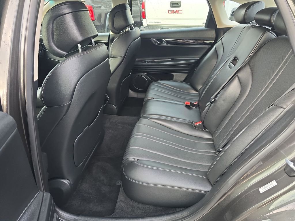 Used 2023 Genesis G80 2.5T image 27