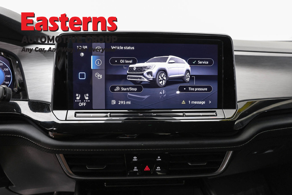 Used 2025 Volkswagen Atlas Cross Sport SE FWD image 13